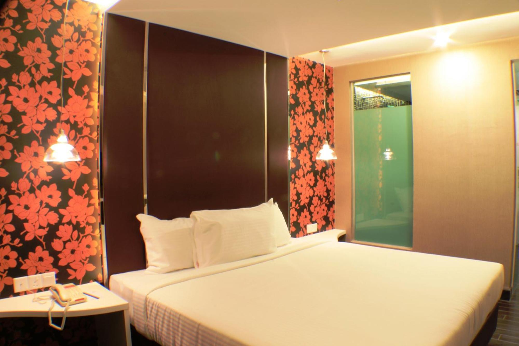 Superior Room,685883931:JPEG